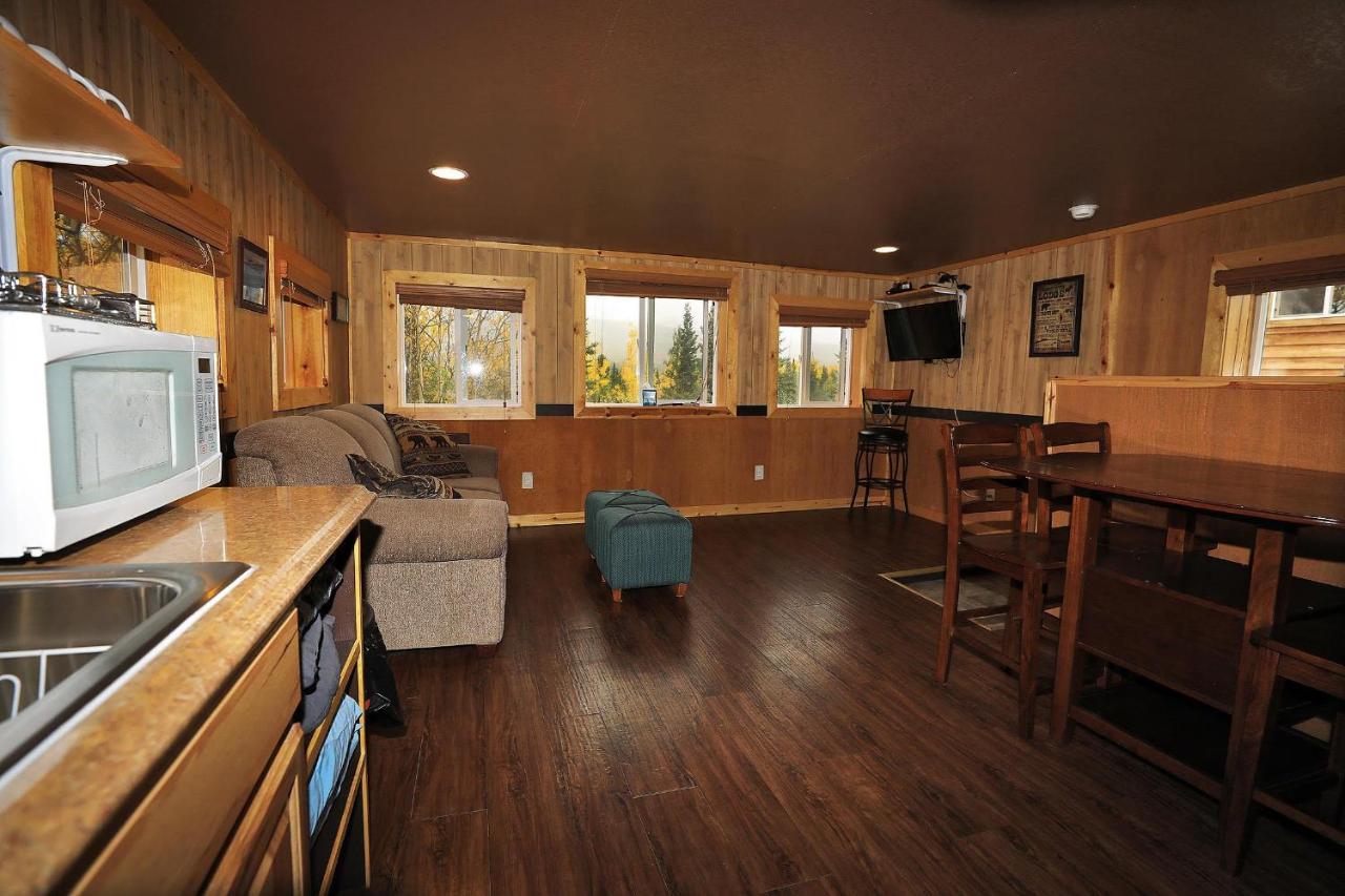 Denali Park View Family Log Cabin エクステリア 写真